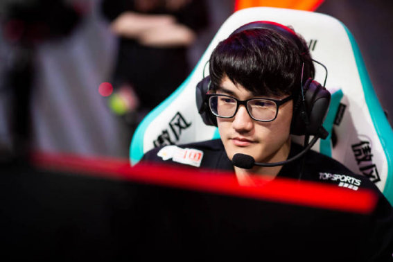 Karsa在美国队比赛中绝杀,回归赛场引发热议!(karsa赛后采访) Karsa在美国队比赛中绝杀,回归赛场引发热议!(karsa赛后采访)