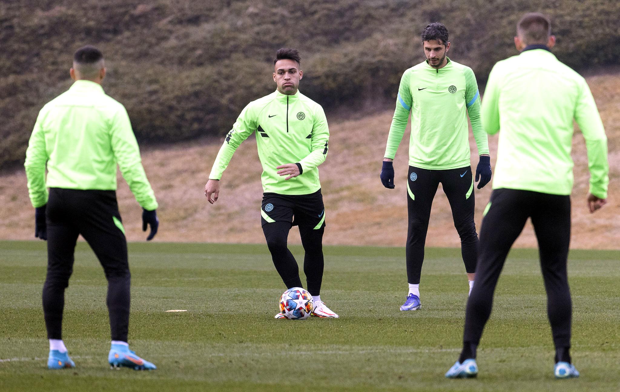 国际米兰调整名单备战全明星赛今晚孟菲斯灰熊调整名单以备全明星赛，这操作让人直呼：尤文图斯官宣签约备战足总杯的简单介绍