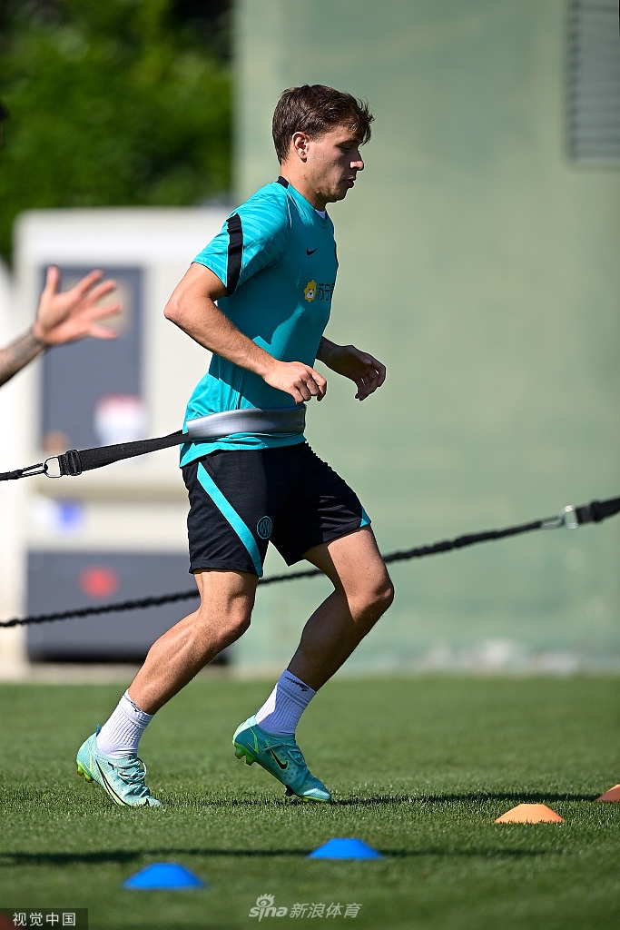 国际米兰调整名单备战全明星赛今晚孟菲斯灰熊调整名单以备全明星赛，这操作让人直呼：尤文图斯官宣签约备战足总杯的简单介绍